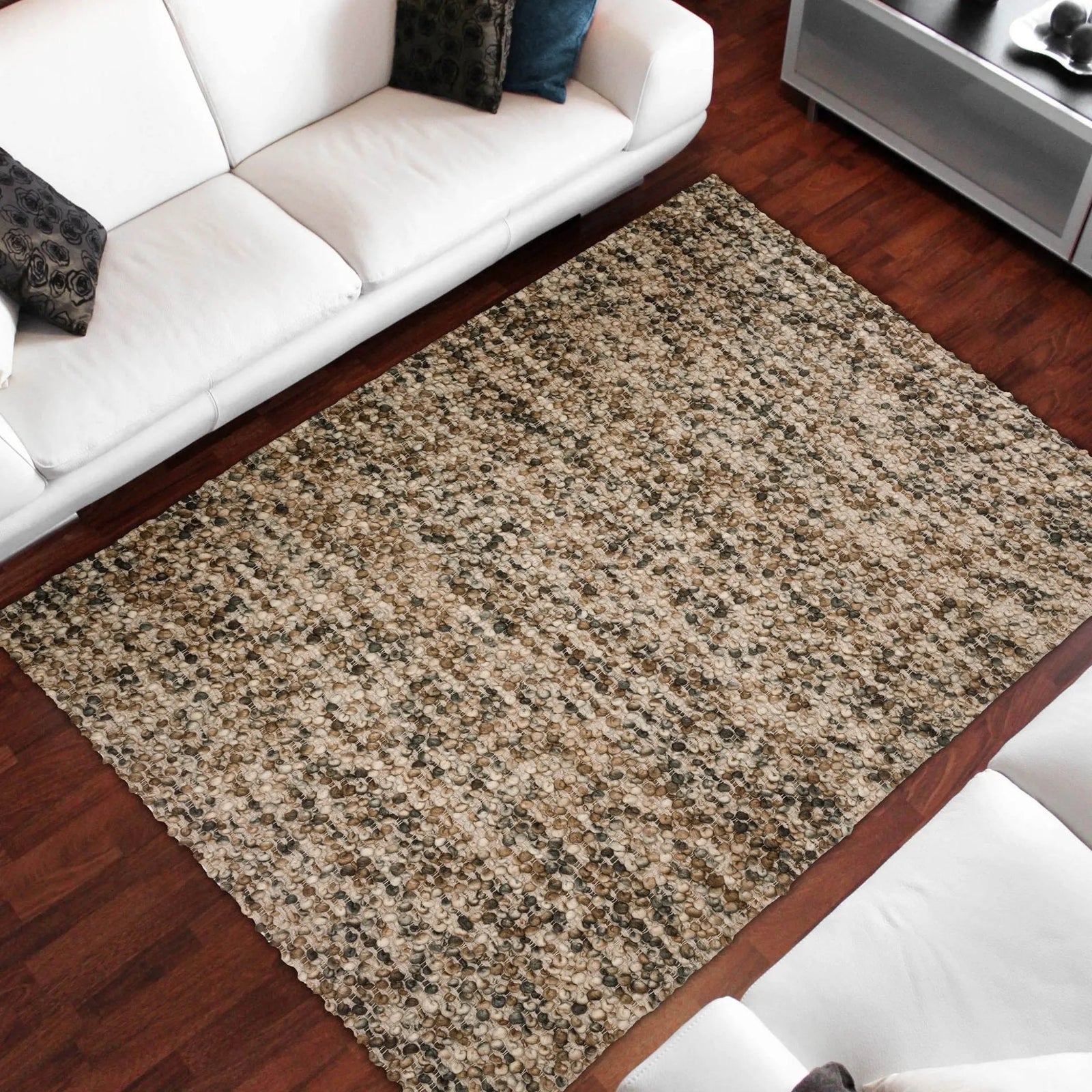 Hanu HU1 Chocolate Rug - Baconco