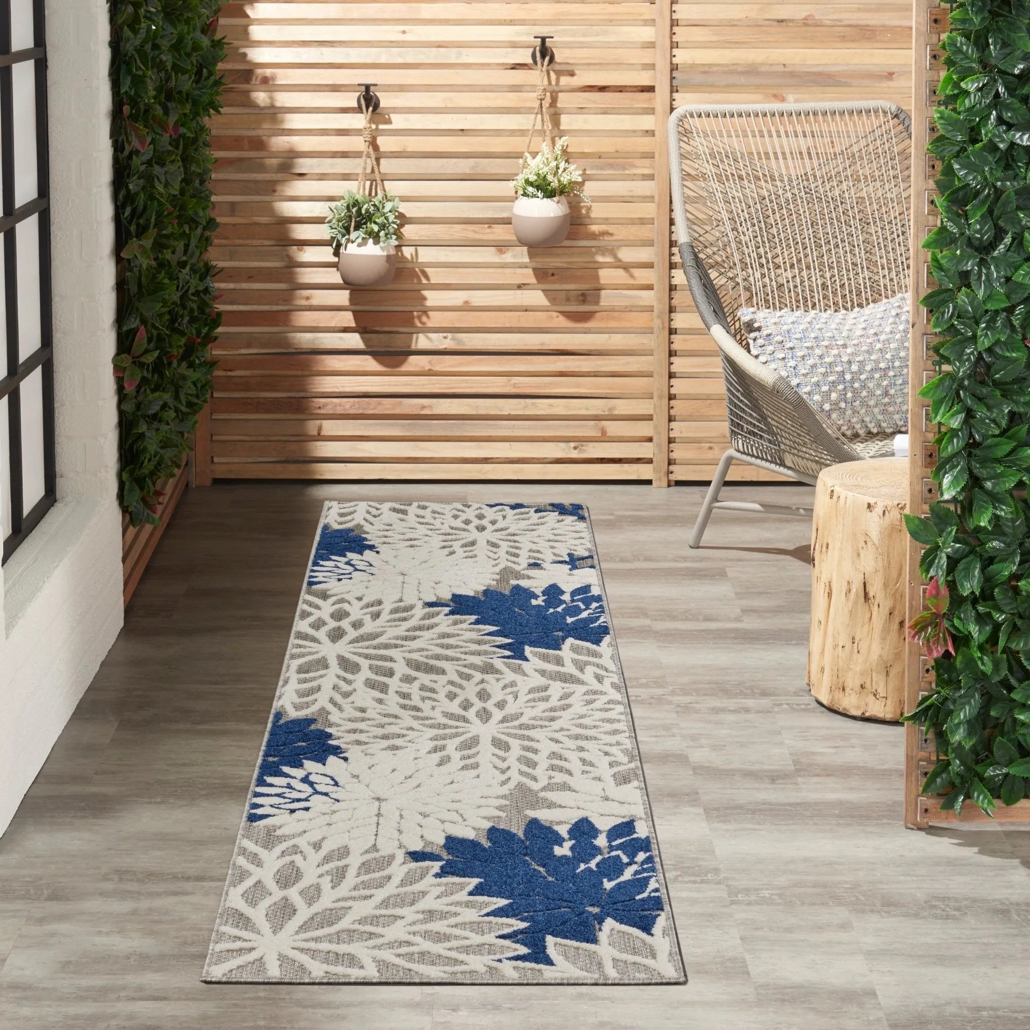 Aloha ALH05 Ivory/Navy Rug - Baconco