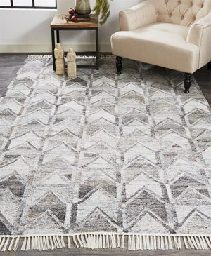 Beckett 8900813F Gray/Silver Rug - Baconco