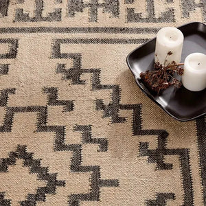 Bedouin BD24 Light Beige/Deep Black Rug - Baconco