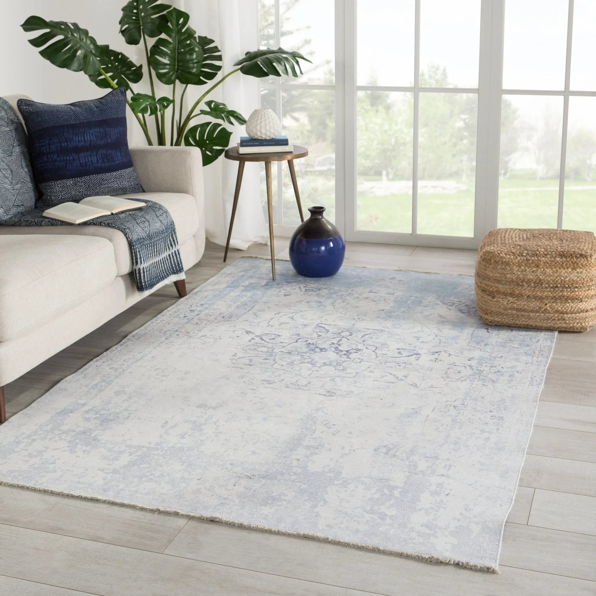 Boheme BOH07 Contessa Blue/White Rug - Baconco