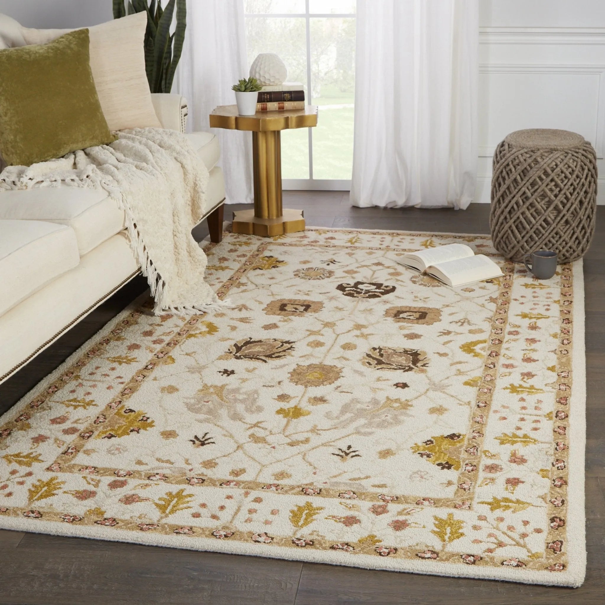 Cardamom Com01 Ahava Ivory/Gold Rug - Baconco