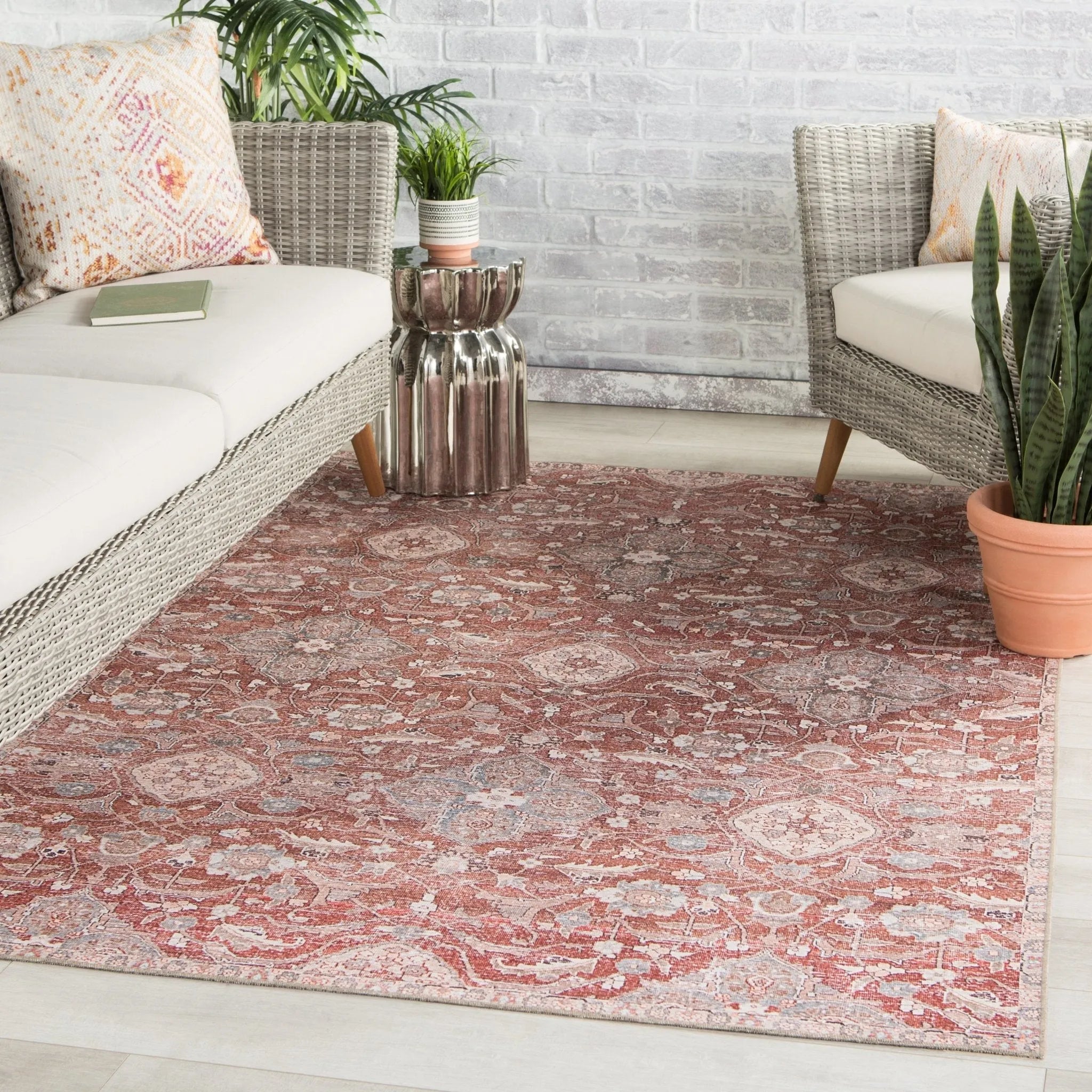 Chateau Cht02 Aden Red/Gray Rug - Baconco