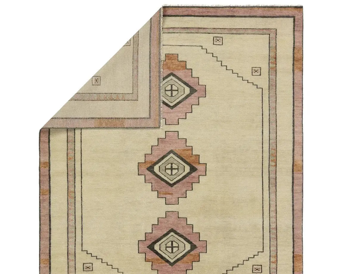 Cyprus CYP02 Ivory Rug - Baconco