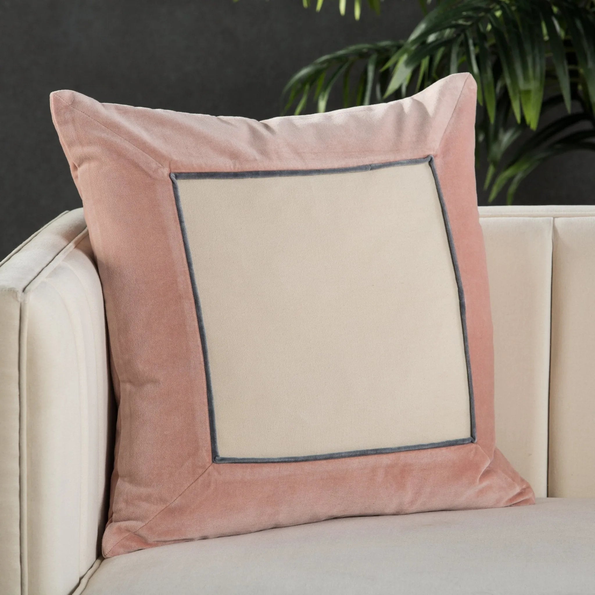 Emerson Ems07 Hendrix Blush Cream Pillow - Baconco