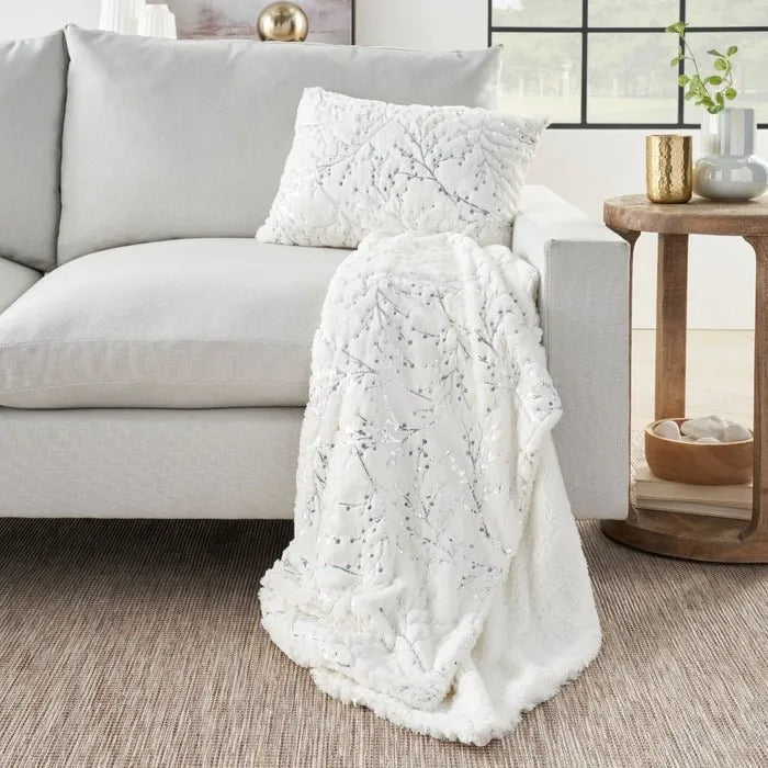 Faux Fur SN107 Ivory/Silver Throw Blanket - Baconco