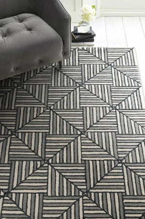 Libby Langdon Upton 4304 Diagonal Tile Navy/Charcoal Rug - Baconco