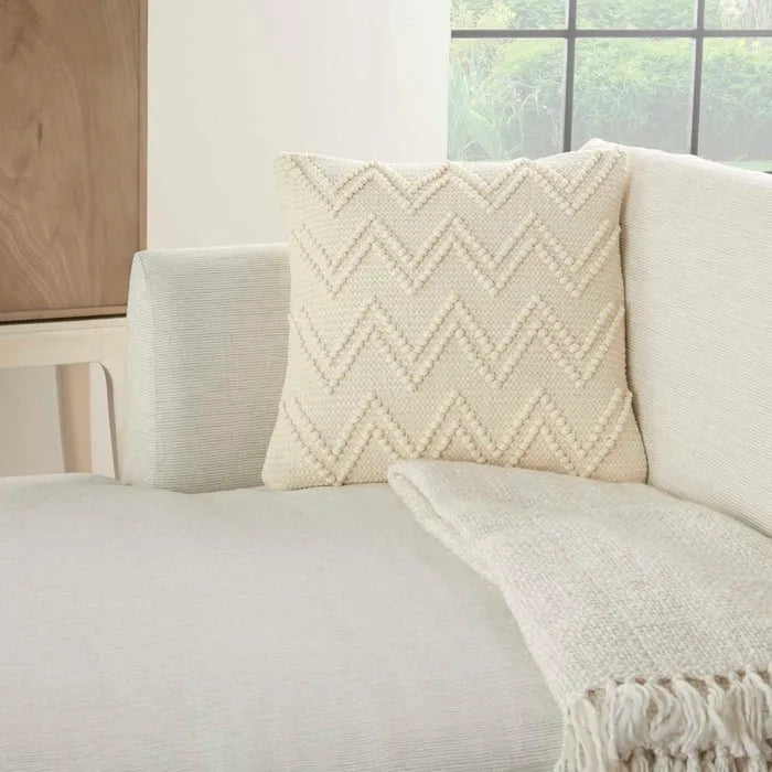 Lifestyle GC104 Ivory Pillow - Baconco