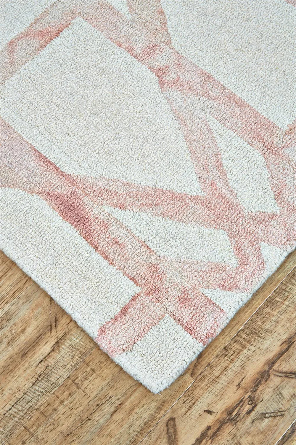 Lorrain 8571F Pink/Ivory Rug - Baconco