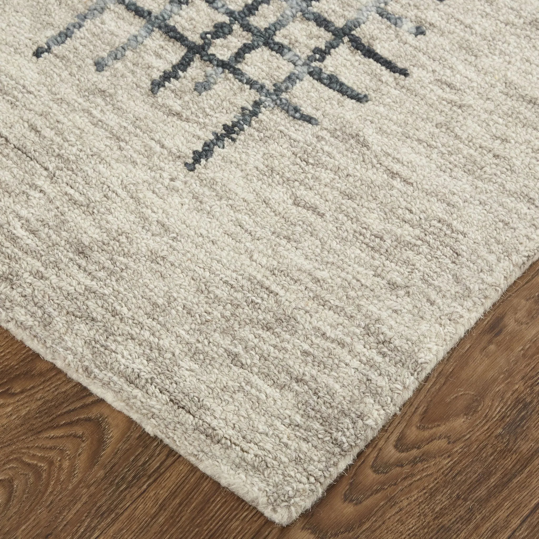 Maddox 8630F Taupe/Gray Rug - Baconco