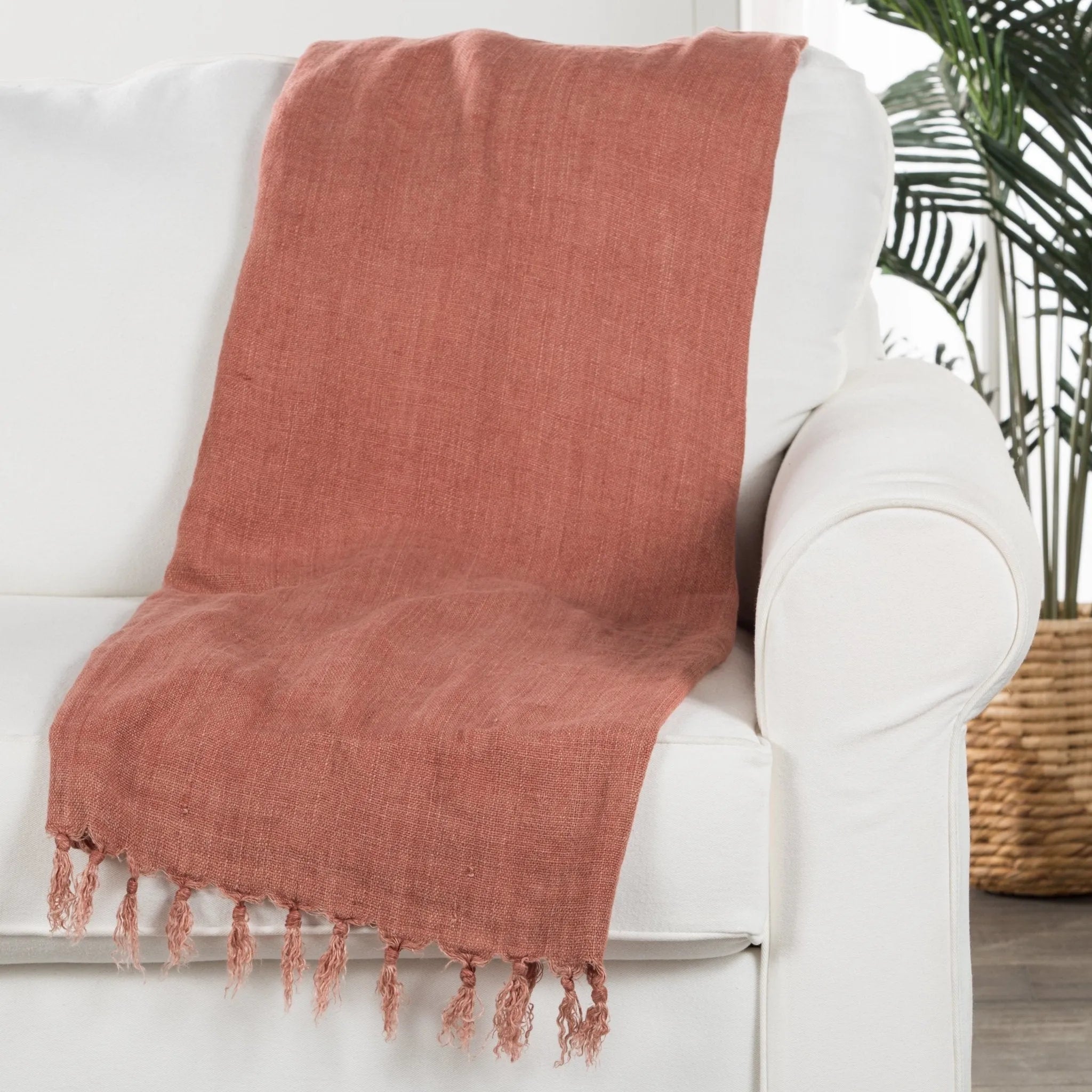 Madura MAU01 Lisabet Pink Throw Blanket - Baconco