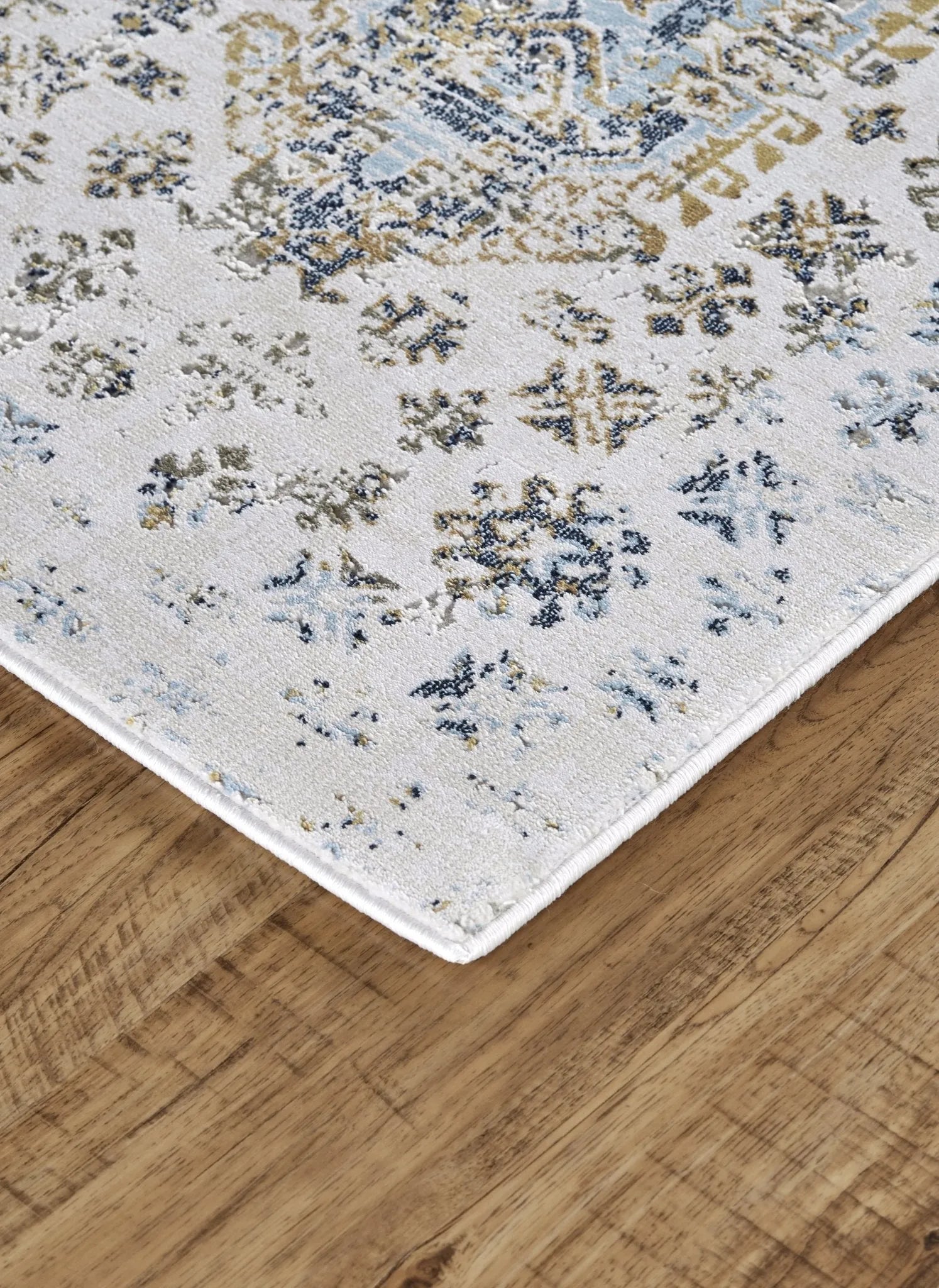 Marigold 3832F White/Gold Rug - Baconco