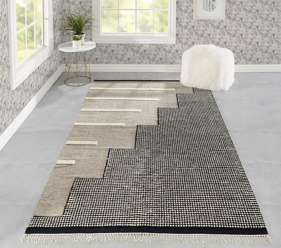 Novogratz Karl KRL-1 Black Rug - Baconco