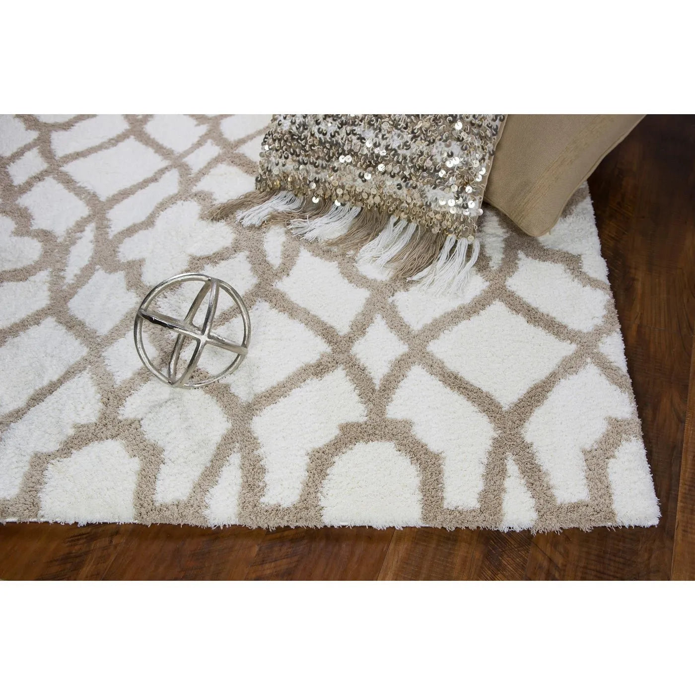 Oasis 1652 Ironwork Ivory/Beige Rug - Baconco