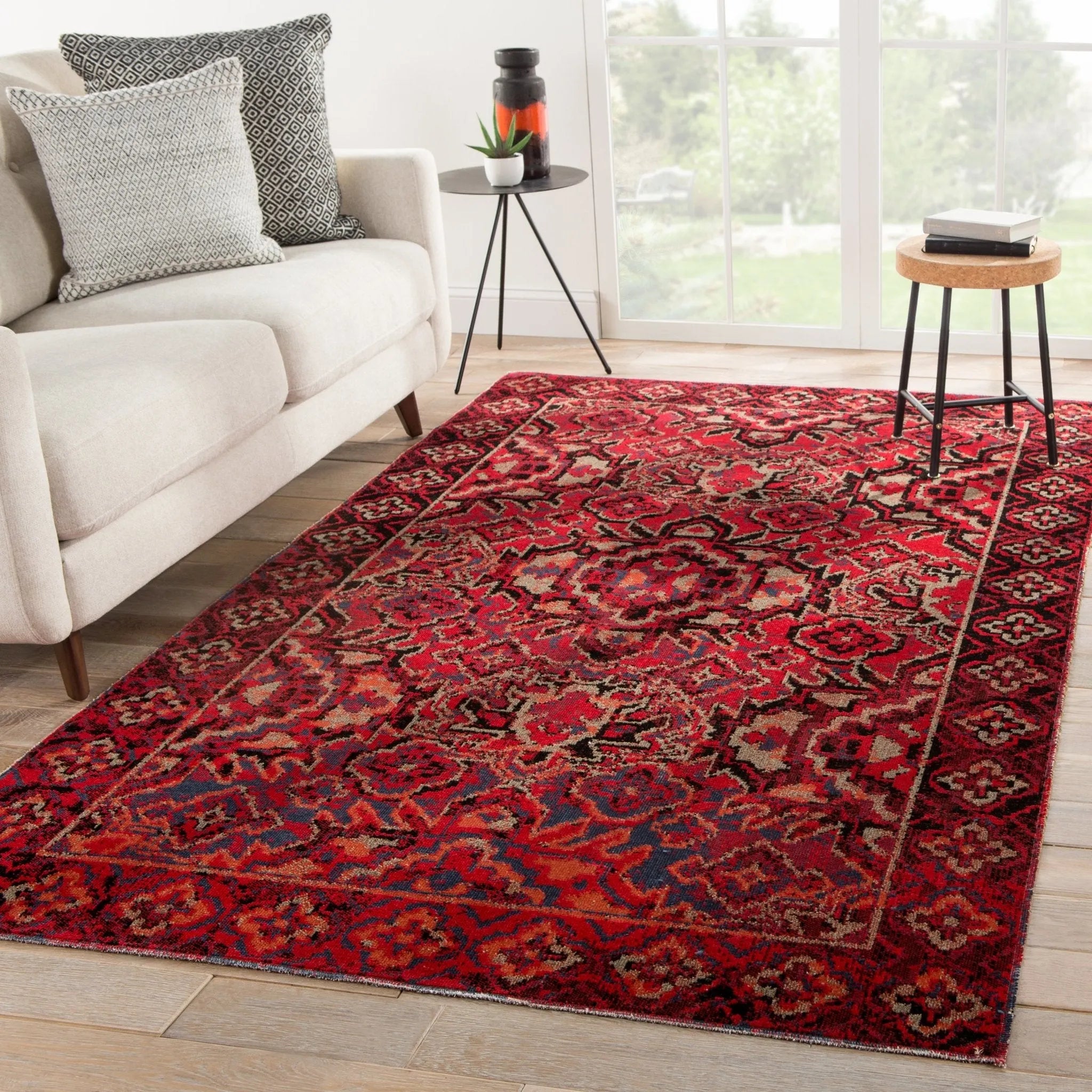 Polaris Pol21 Chaya Red/Black Rug - Baconco