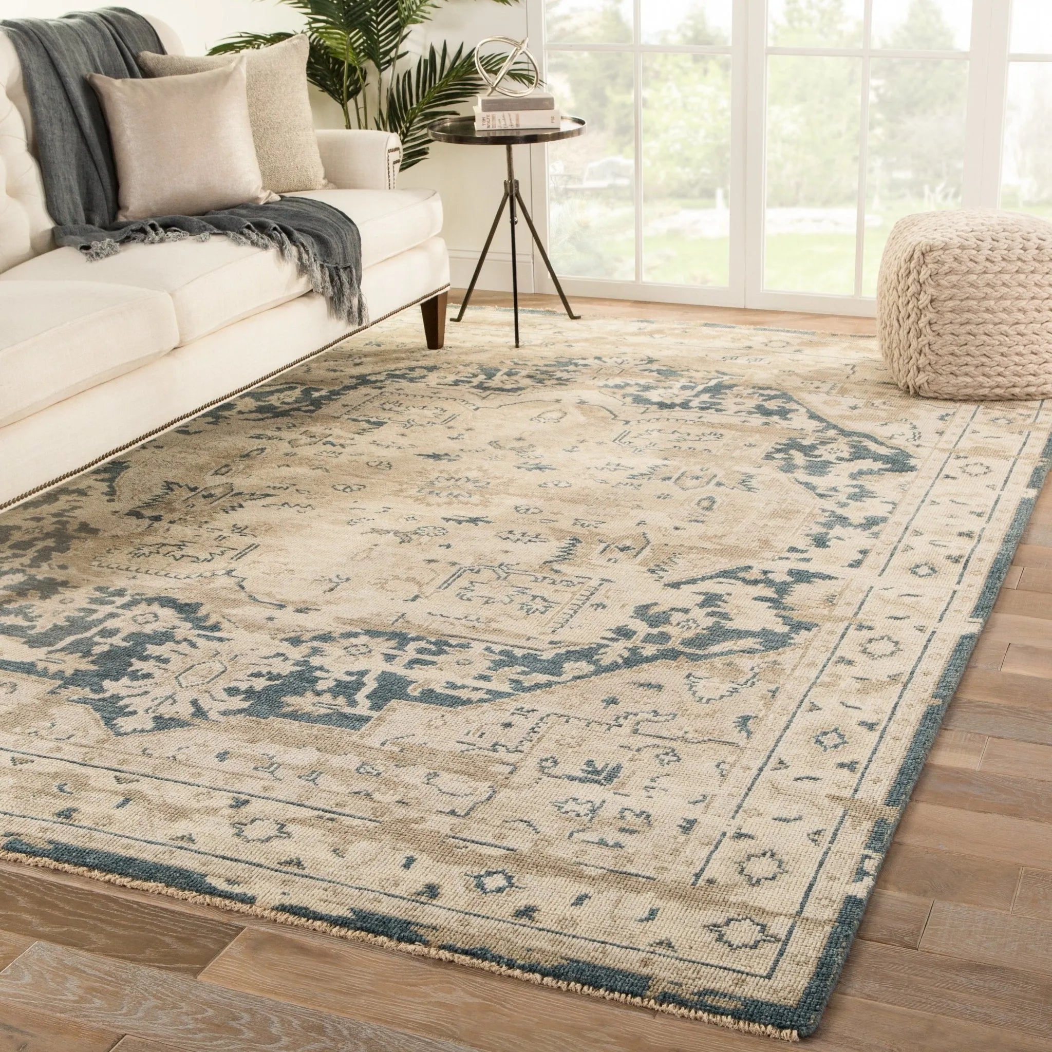 Rhapsody RHA01 Cadenza Beige/Dark Blue Rug - Baconco