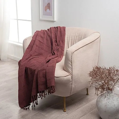 Silas 80314BUR Burgundy Throw Blanket - Baconco