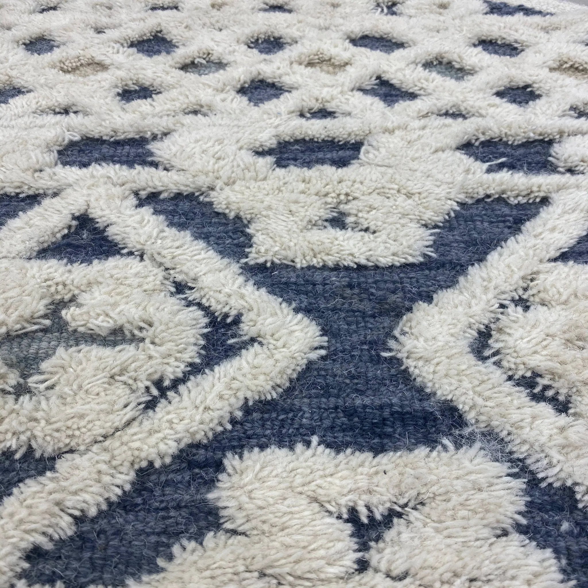 Sinuous Lr54114 Navy/Blue/Cream/Tan Rug - Baconco