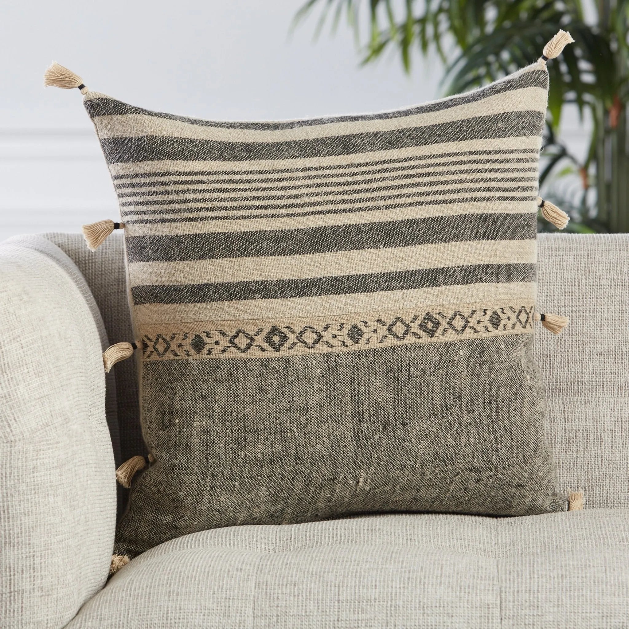 Taiga Tga04 Ikal Beige/Dark Gray Pillow - Baconco