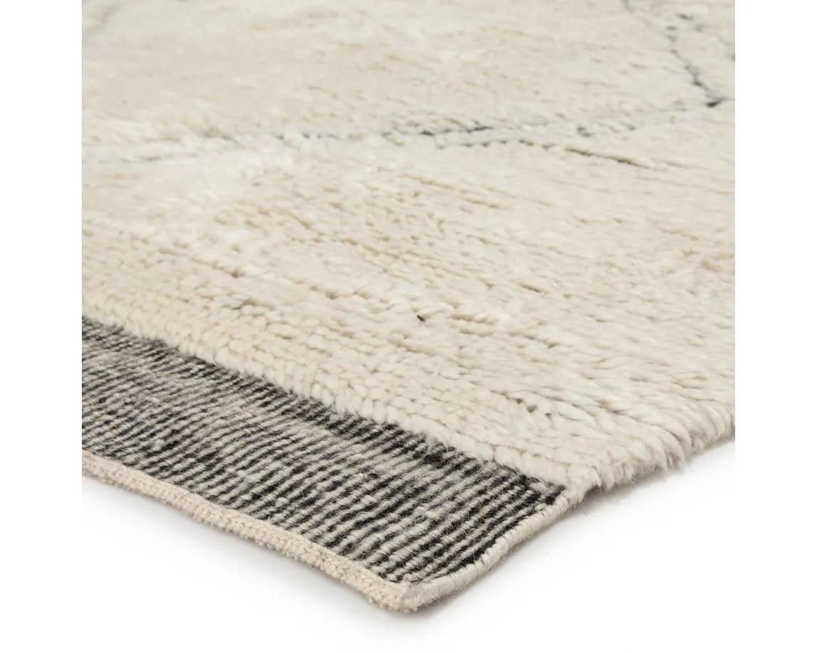 Tala TAL06 Ephesus Ivory / Black Rug - Baconco