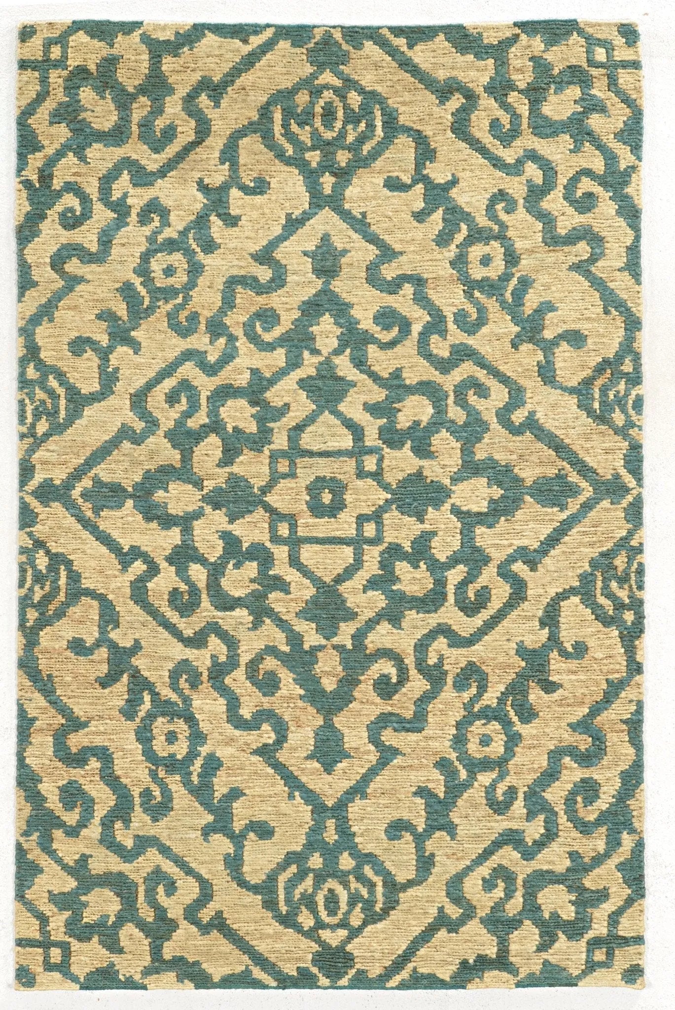 Tommy Bahama Valencia 57703 Beige / Blue Rug - Baconco