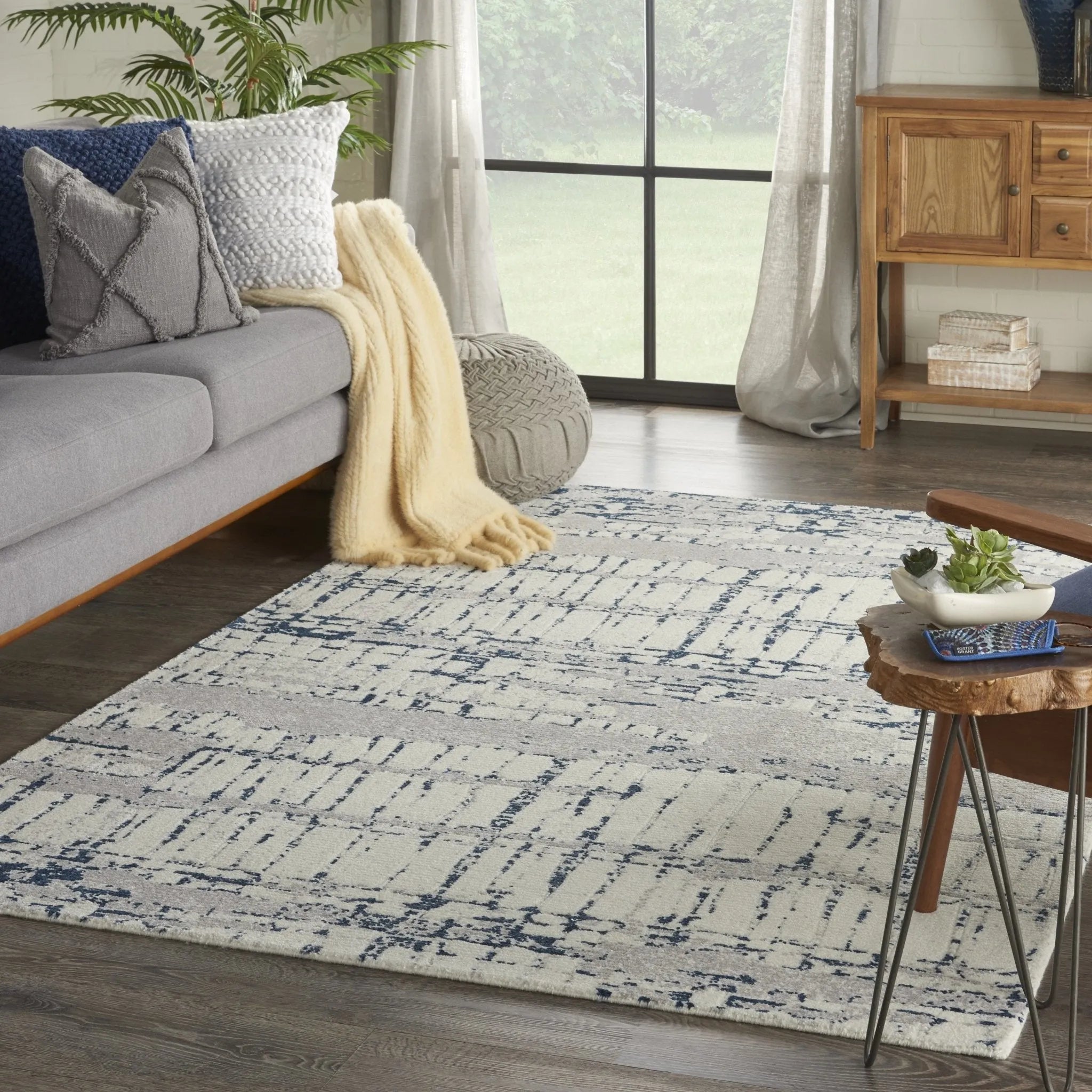 Twilight TWI10 Ivory/Navy Rug - Baconco