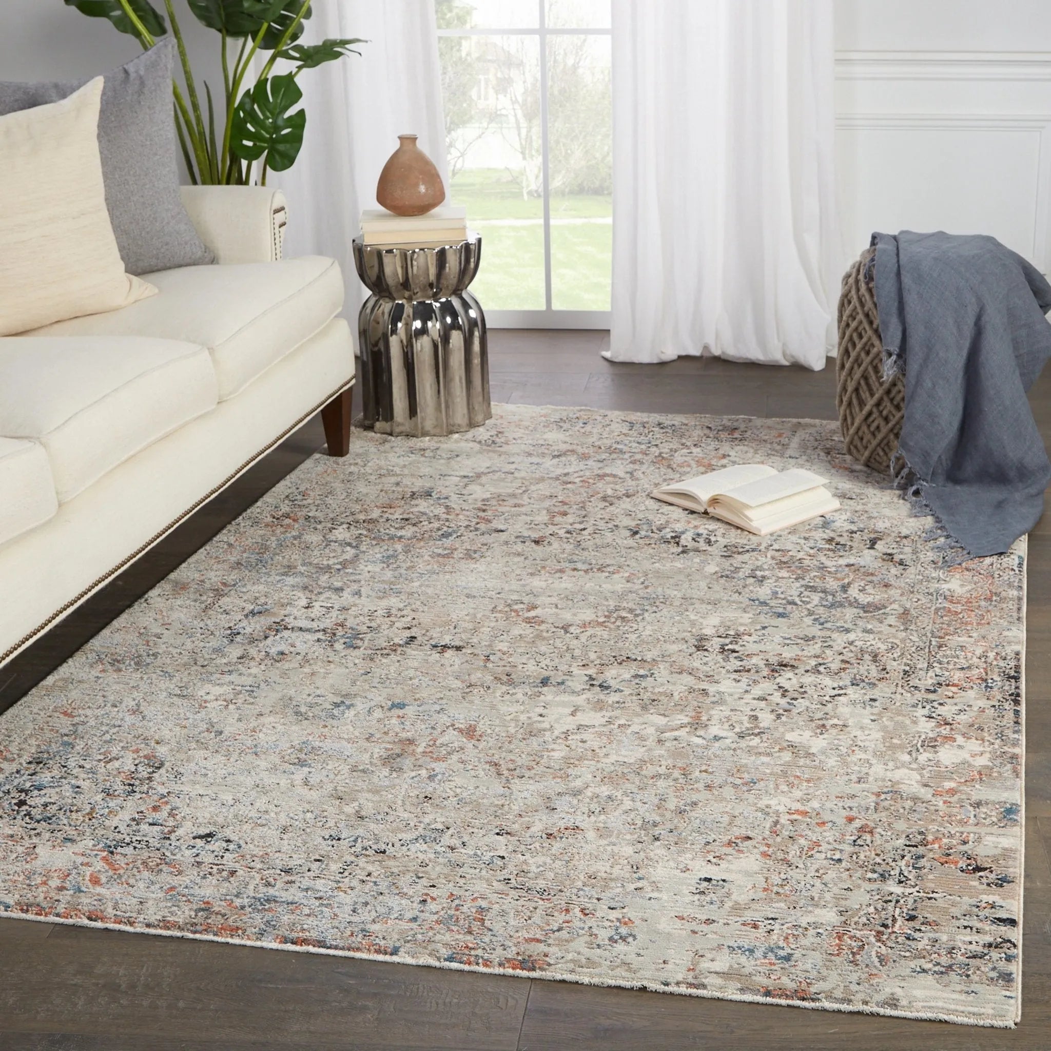 Valentia Vln02 Niran Gray/Rust Rug - Baconco