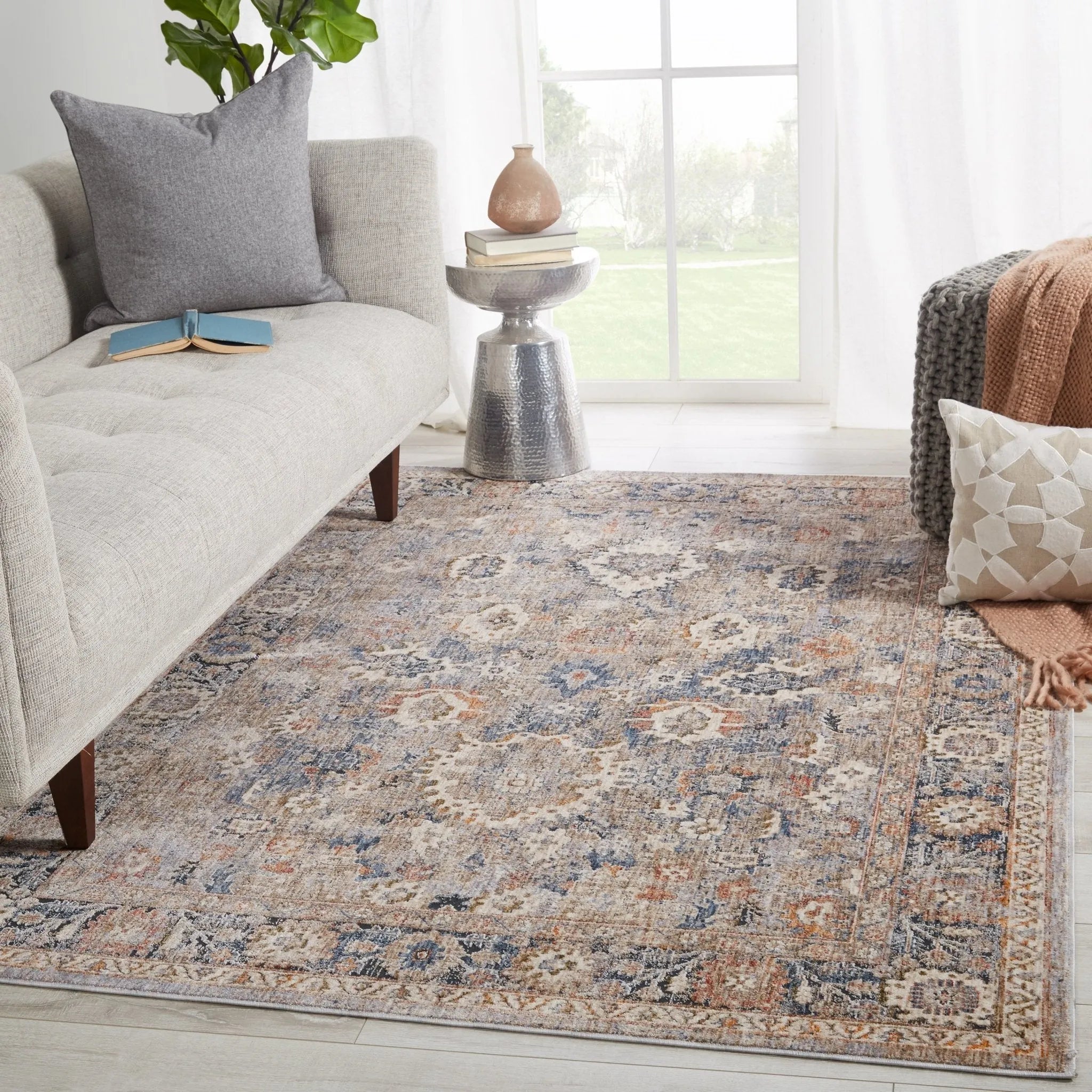 Vanadey Vnd02 Inari Light Taupe/Blue Rug - Baconco