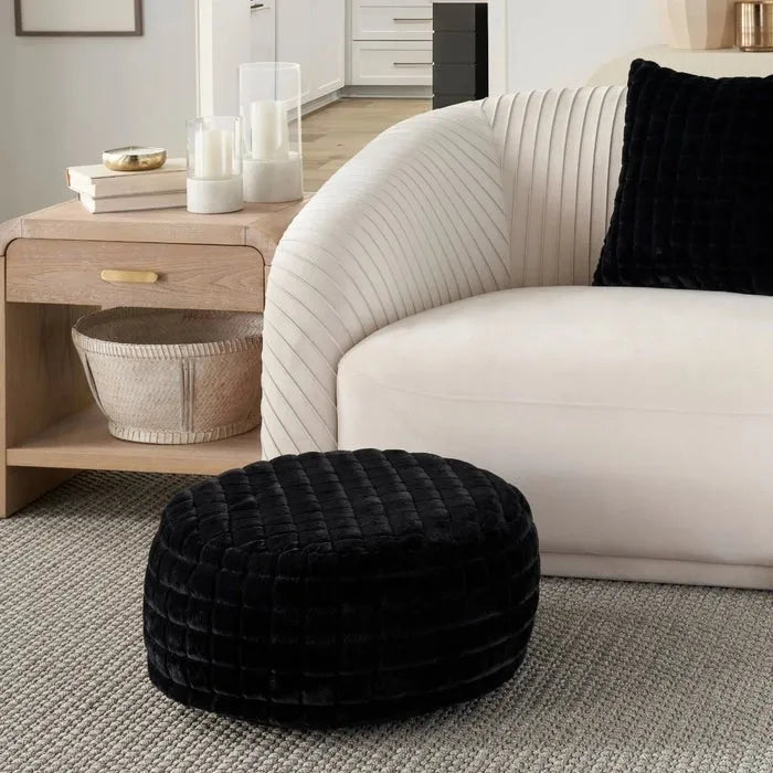 Waverly Pillows RD123 Black Pouf - Baconco