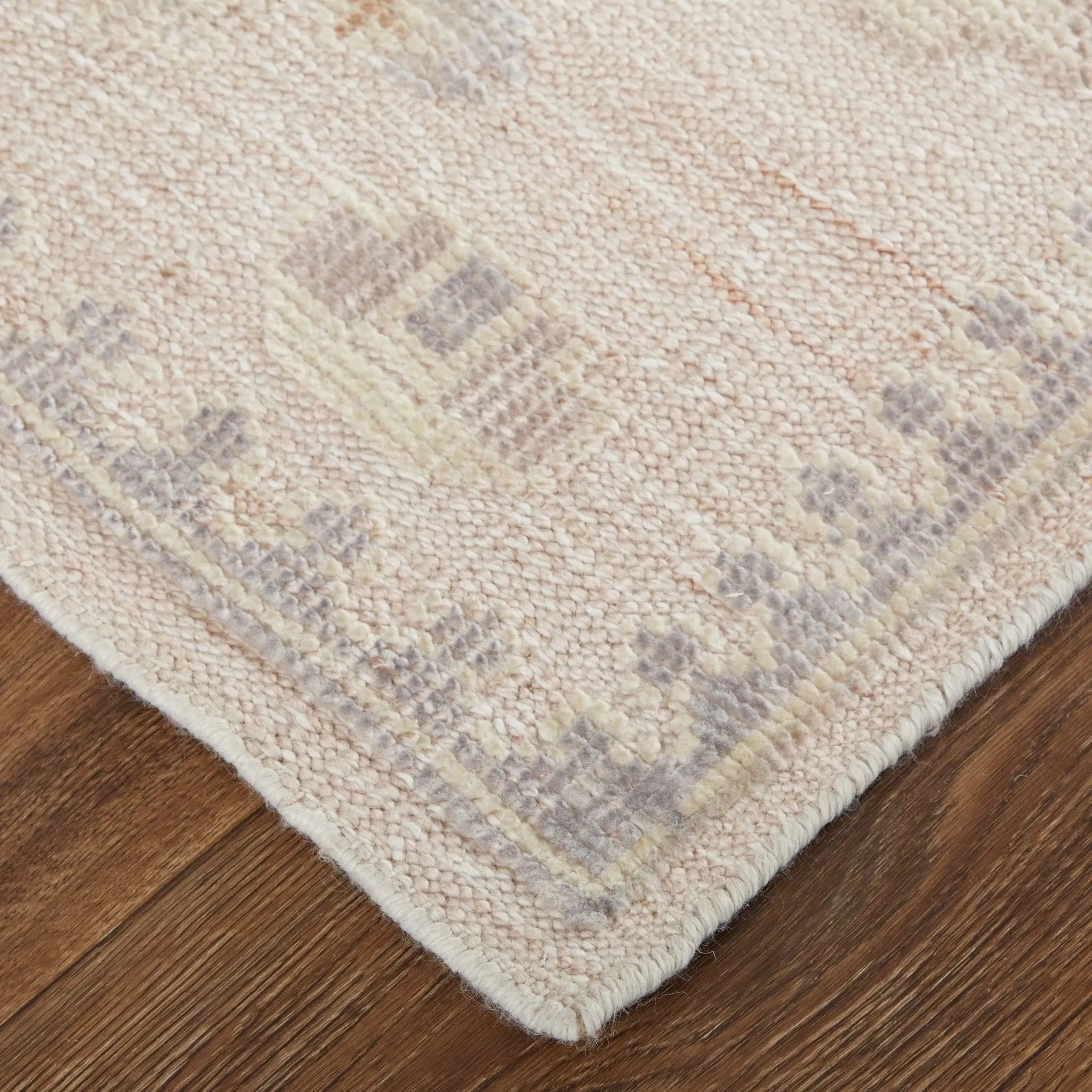 Wendover 6858F Tan/Gray Rug - Baconco